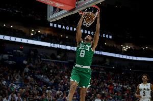 揽下两双！米诺特9投4中&三分6中2得到11分14板2助3断1帽