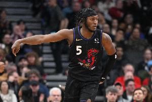 外线发威！猛龙首节三分10投8中 命中率高达80%